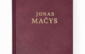 Knyga „Jonas Mačys“